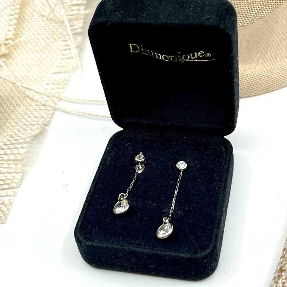 Vintage 14K White Gold Diamonique Dangle Earrings